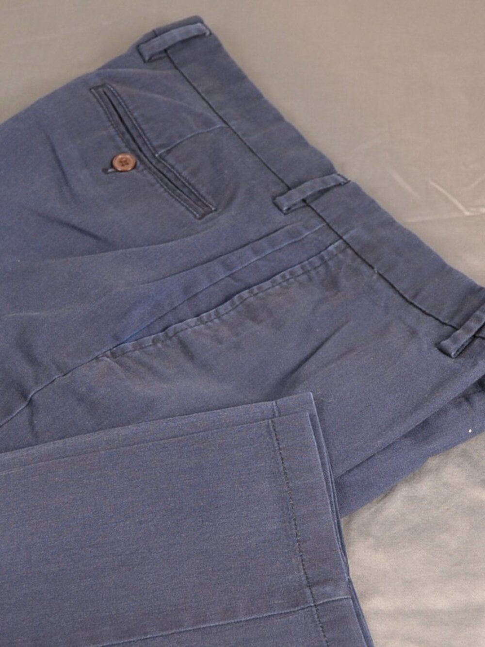 Old Navy Ultimate Slim Built-In Flex Chinos -- Indigo -- 36x31